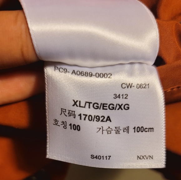 Levi's Mio Down Pillow Puffer Jacket - Picture 9 of 9